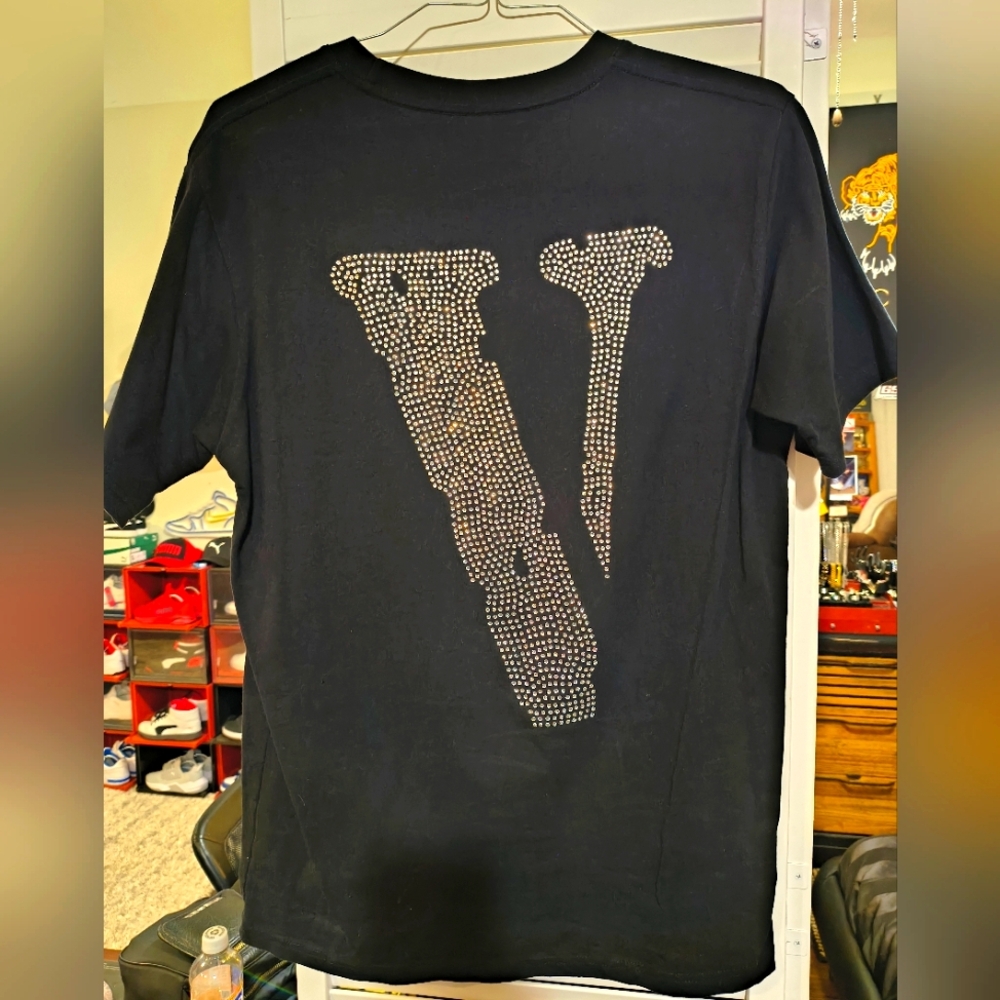 Vlone X SWAROVSKI Friends Tshirt! L